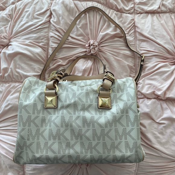 Michael Kors Grayson White/Cream Classic Monogram Speedy Satchel/Crossbody Purse - Picture 3 of 11